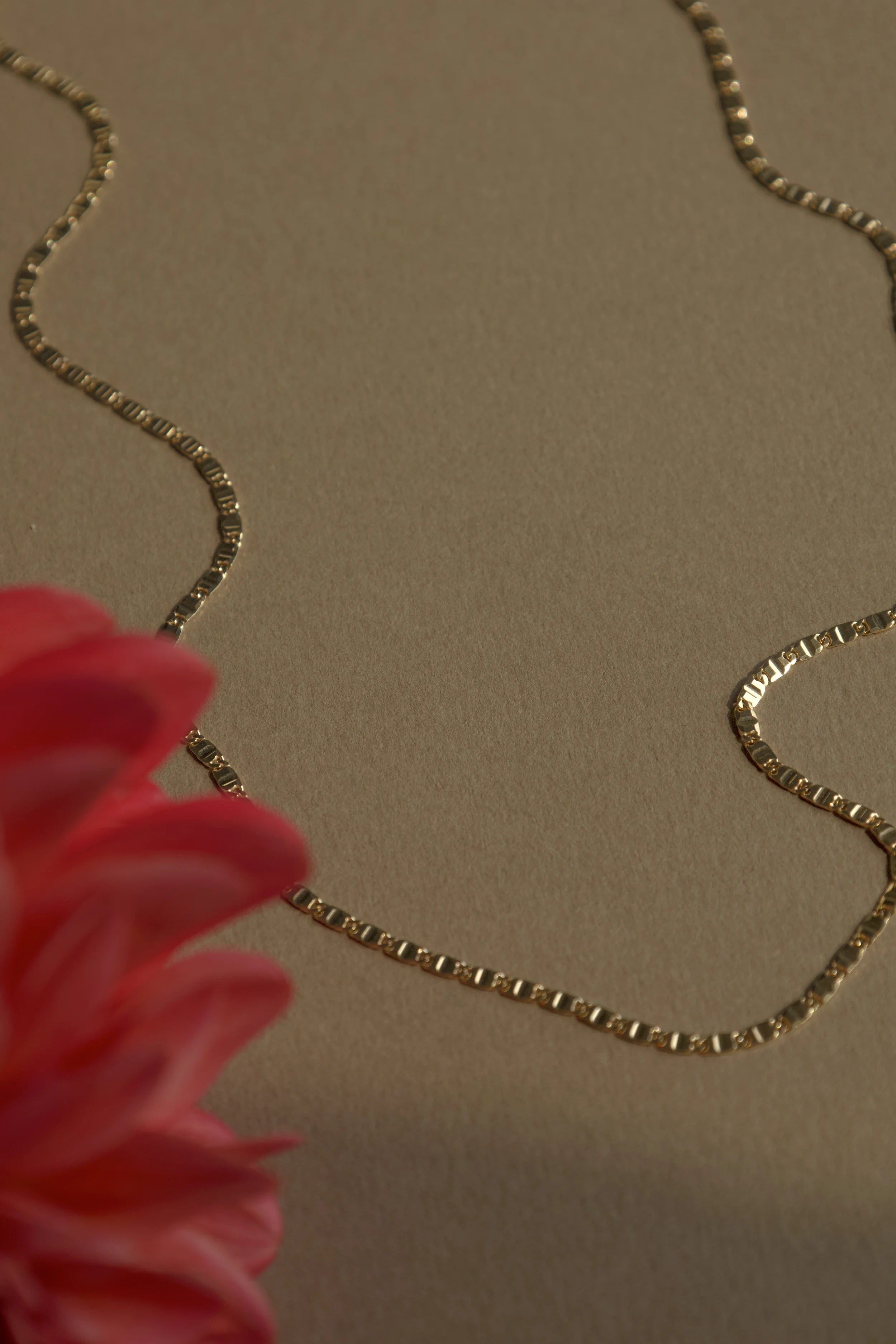 Collier en or bijou fabriqué à Bordeaux
